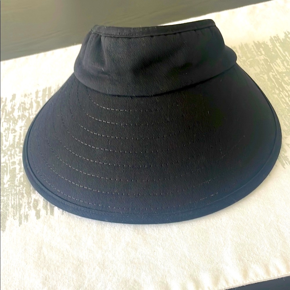 Black Women's Sun Visor